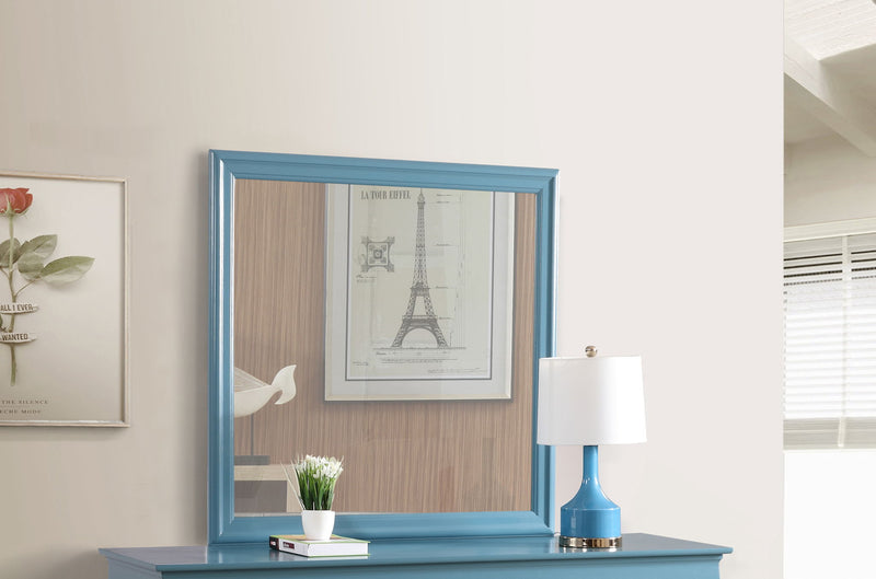 Elegant traditional wall mirror by Glory Furniture with a classic frame, suitable for living rooms, bedrooms, or hallways.