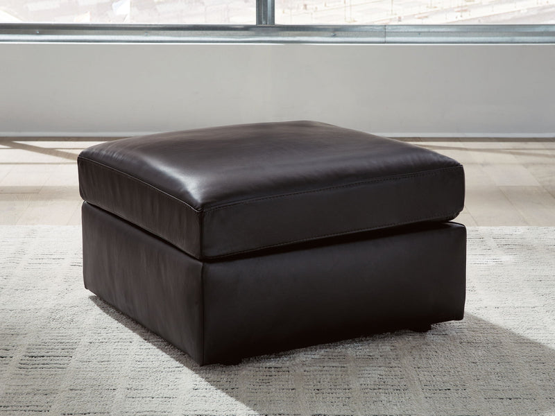 Modmax II - Oversized Accent Ottoman - Black - R&R Furniture Gallery (Fountain Valley, CA)