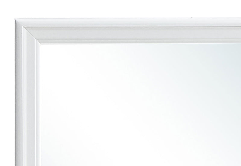 Elegant traditional wall mirror from Glory Furniture with a classic frame, suitable for any space and home decor.