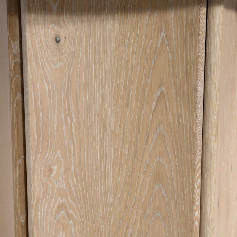 Oja - Round Dining Table