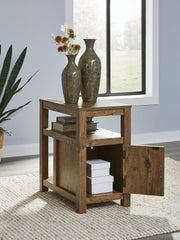 Fendenmore - Chair Side End Table - R&R Furniture Gallery (Fountain Valley, CA)