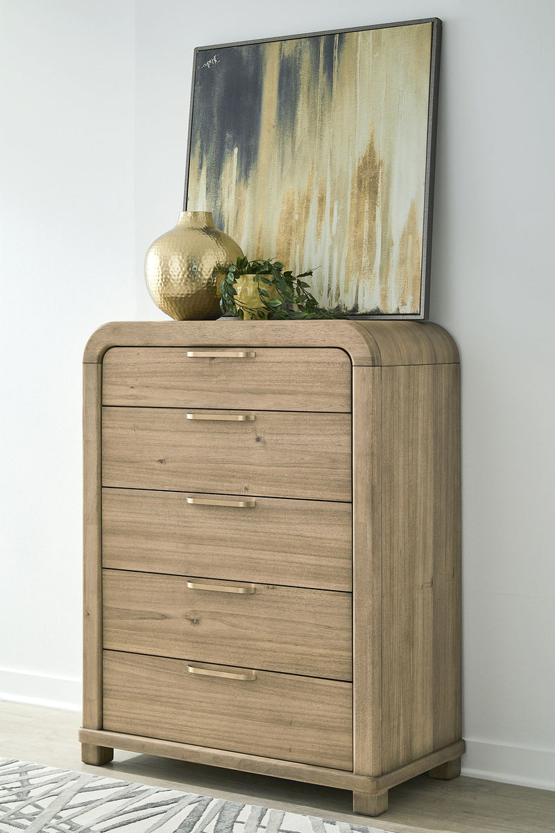 Kione Five Drawer Acacia Wood Chest in Lioness - R&R Furniture Gallery (Fountain Valley, CA)