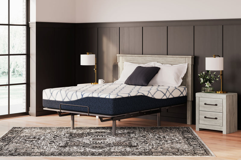 12 Inch Chime Elite 2.0 - California King Mattress - White / Blue - R&R Furniture Gallery (Fountain Valley, CA)
