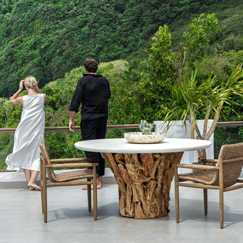 Stonewood - Indoor-Outdoor Dining Table - White / Woodtone