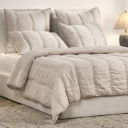 Rowen - Quilt - R&R Furniture Gallery (Fountain Valley, CA)