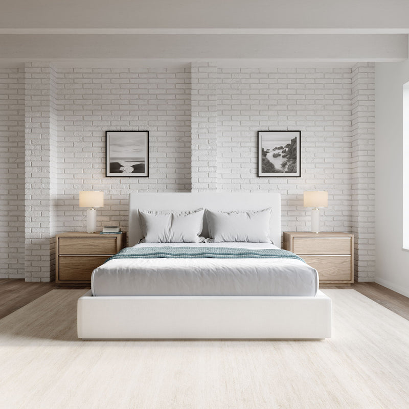 One Full-size Upholstered Footboard Storage Bed in Pearl (2026)