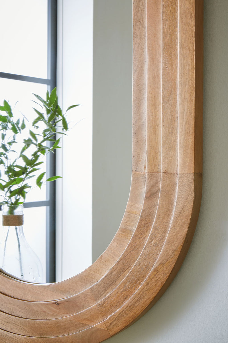 Daverly - Accent Mirror - Brown - R&R Furniture Gallery (Fountain Valley, CA)