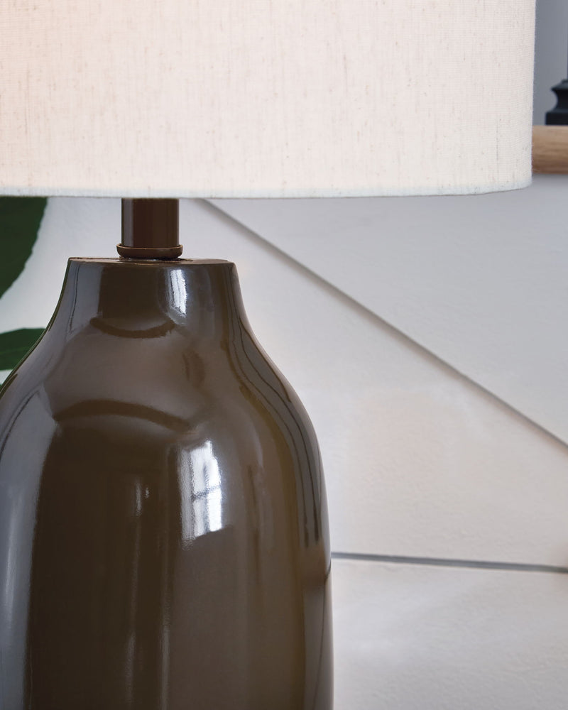 Jyler - Terracotta Table Lamp - Brown - R&R Furniture Gallery (Fountain Valley, CA)