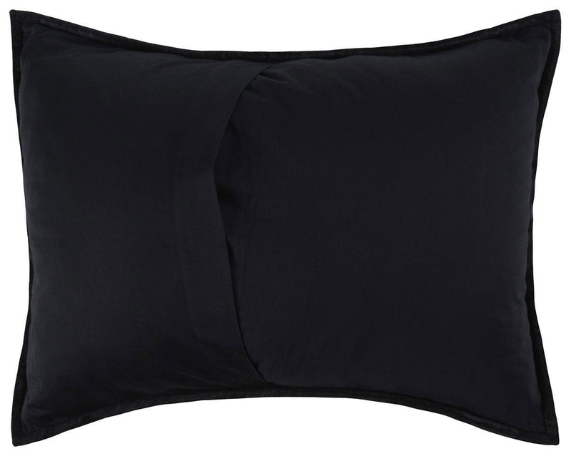 Bari - Velvet Sham