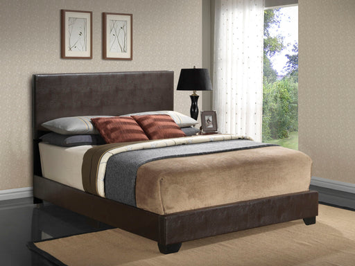 Upholstered platform bed with a modern design from Glory Furniture, featuring a plush headboard and sleek frame for relaxed spaces.