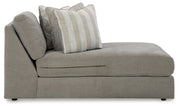 Avaliyah - Sectional - R&R Furniture Gallery (Fountain Valley, CA)