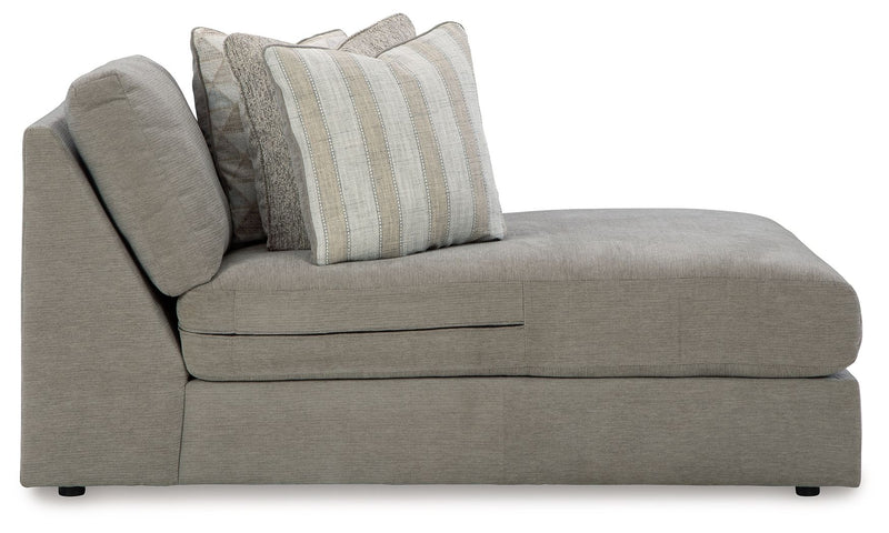Avaliyah - Sectional - R&R Furniture Gallery (Fountain Valley, CA)