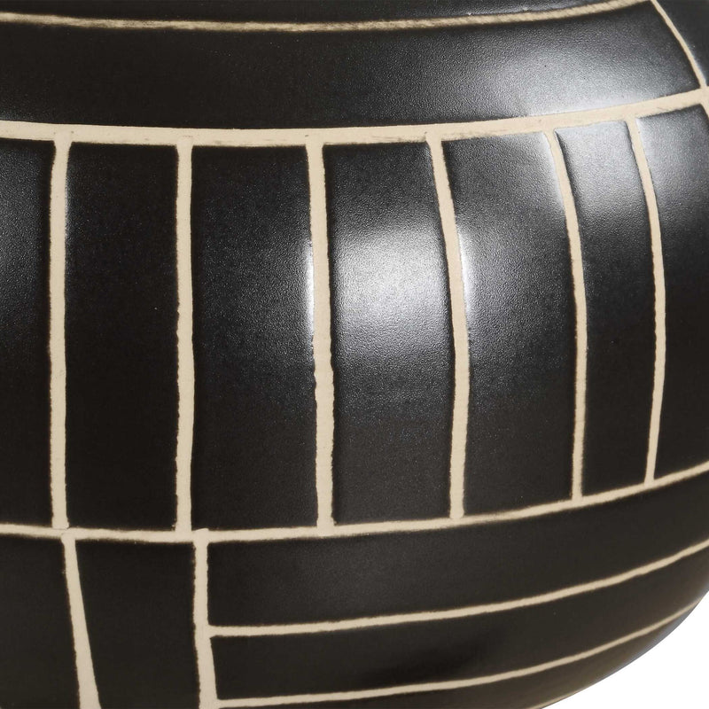 Graphite - Stride Geometric Vases (Set of 2) - Black