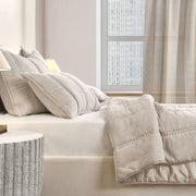Rowen - Quilt - R&R Furniture Gallery (Fountain Valley, CA)