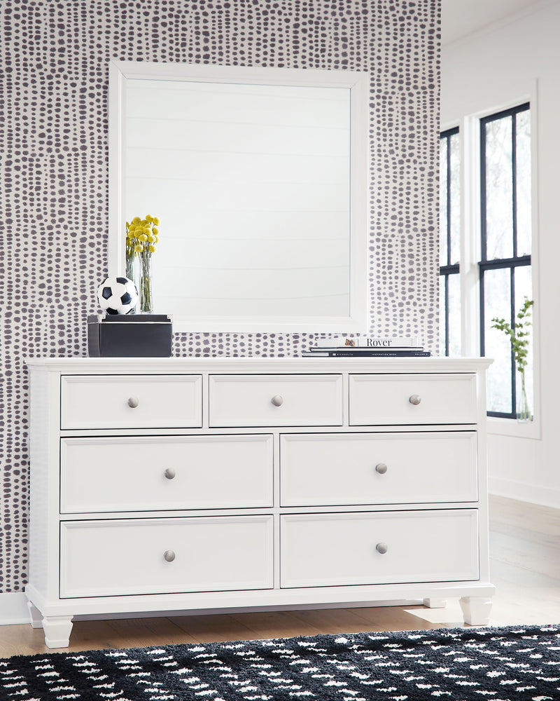Fortman - Dresser And Mirror - White - R&R Furniture Gallery (Fountain Valley, CA)