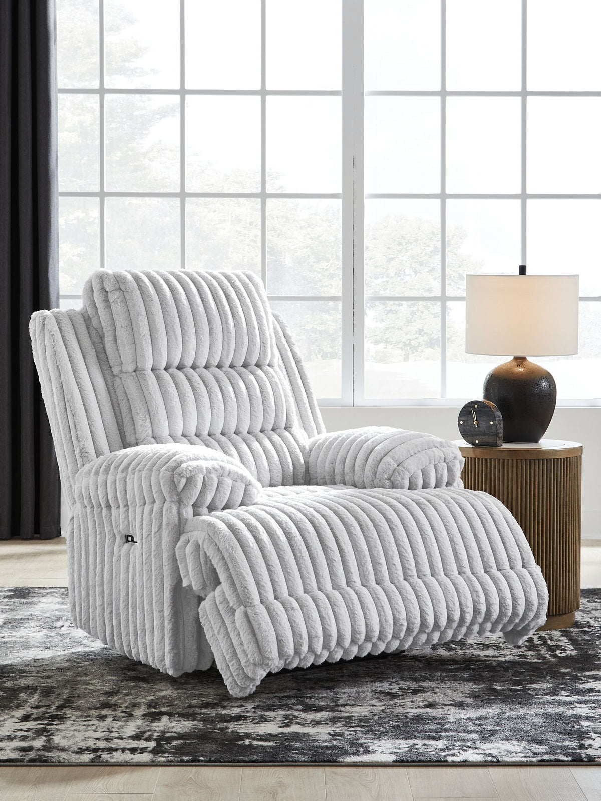 Rhines Falls - Zero Wall Recliner - Alloy - R&R Furniture Gallery (Fountain Valley, CA)