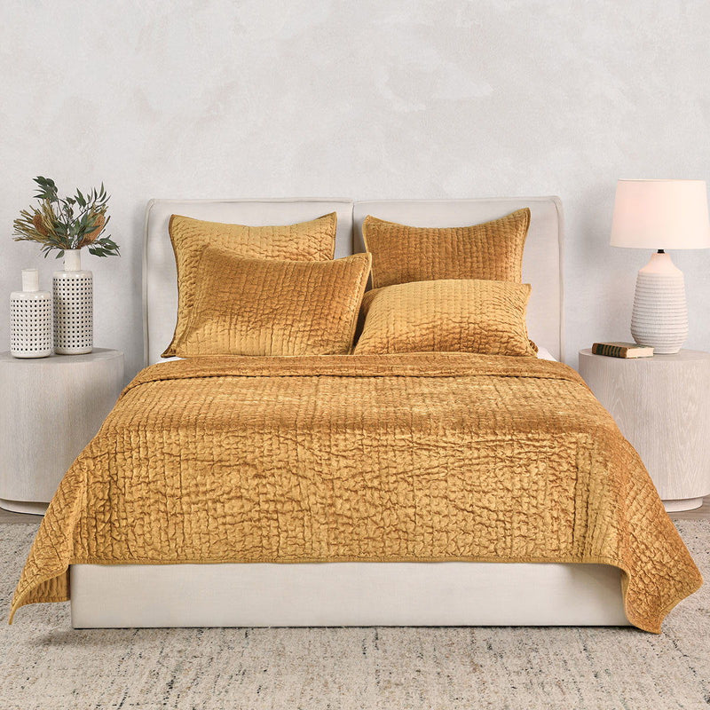 Bari - Velvet Quilt - R&R Furniture Gallery (Fountain Valley, CA)
