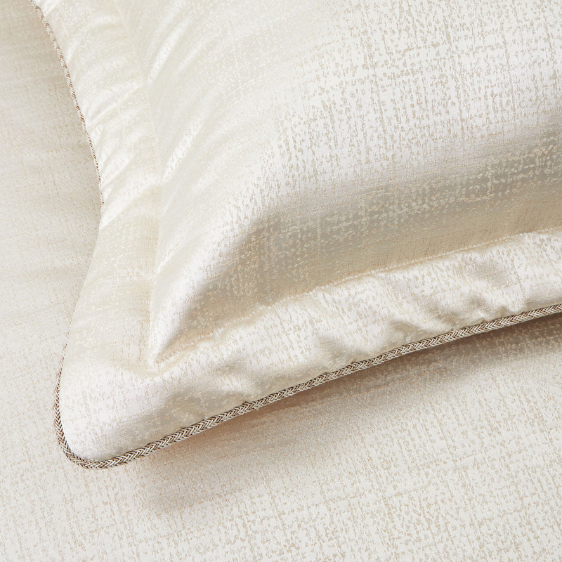 Westlyn - 4-Piece Comforter Set - R&R Furniture Gallery (Fountain Valley, CA)