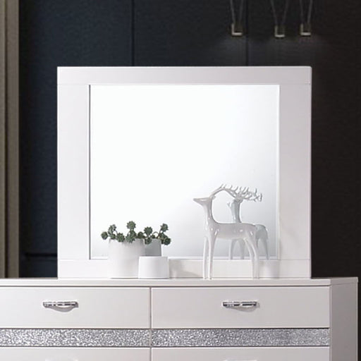 Naima II - Mirror - White High Gloss - R&R Furniture Gallery (Fountain Valley, CA)