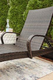 Kantana - Chaise Lounge - R&R Furniture Gallery (Fountain Valley, CA)