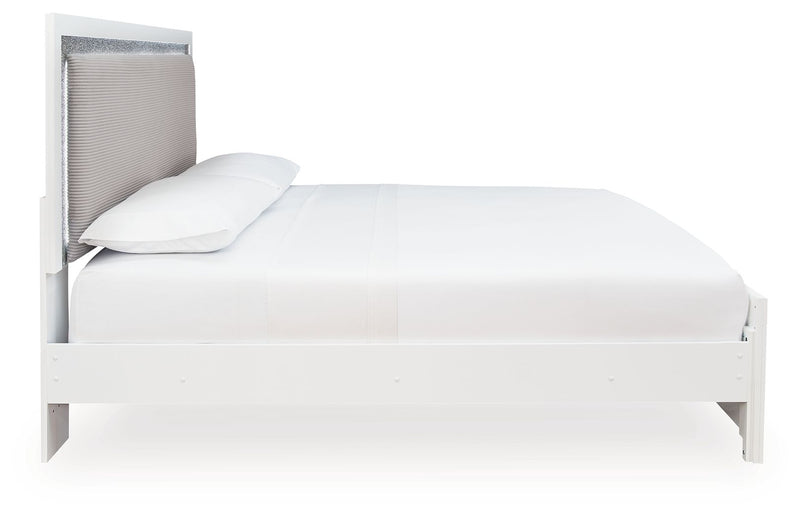 Maeling - King Upholstered Panel Bed - White - R&R Furniture Gallery (Fountain Valley, CA)