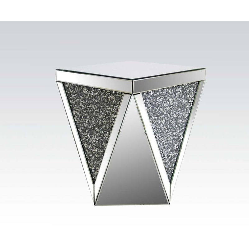 Noralie - 19" End Table - Mirrored & Faux Diamonds - R&R Furniture Gallery (Fountain Valley, CA)