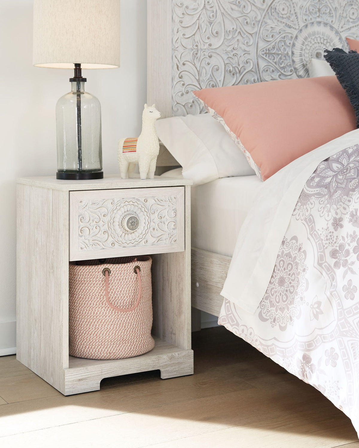 Paxberry - One Drawer Night Stand - Open Cubby - Whitewash - R&R Furniture Gallery (Fountain Valley, CA)