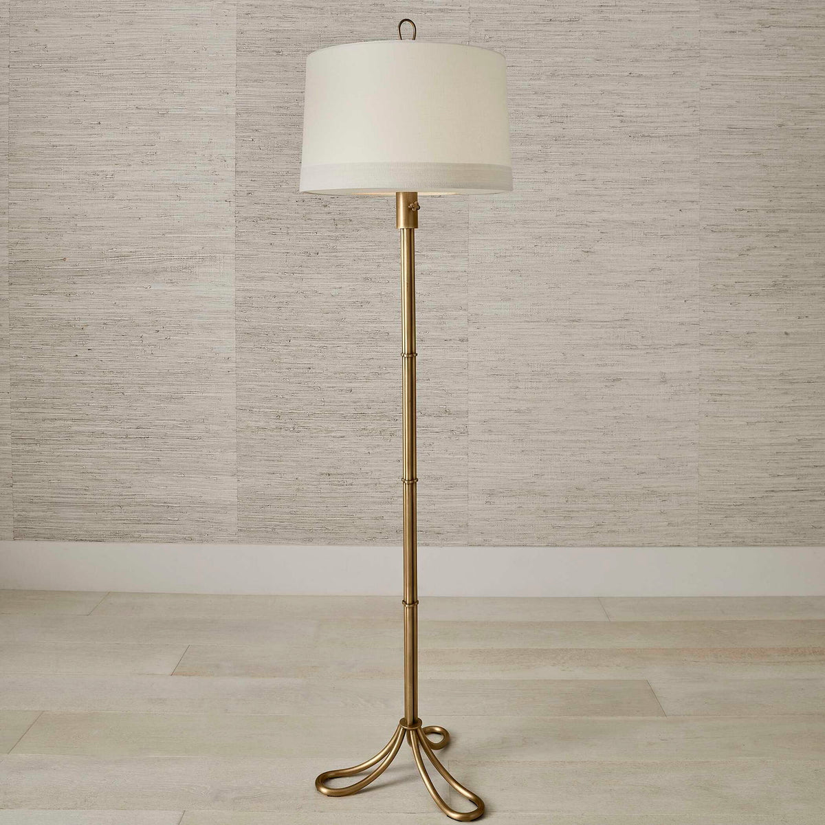 Clover And Petal - Lamp