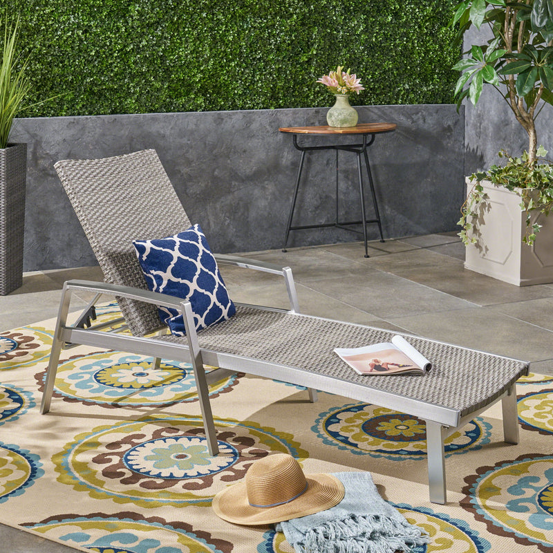Oxton - Chaise Lounge - R&R Furniture Gallery (Fountain Valley, CA)