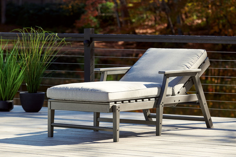Visola - Chaise Lounge with Cushion - Gray - R&R Furniture Gallery (Fountain Valley, CA)