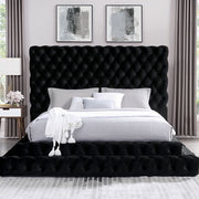 Stefania Queen Bedroom Set - R&R Furniture Gallery (Fountain Valley, CA)