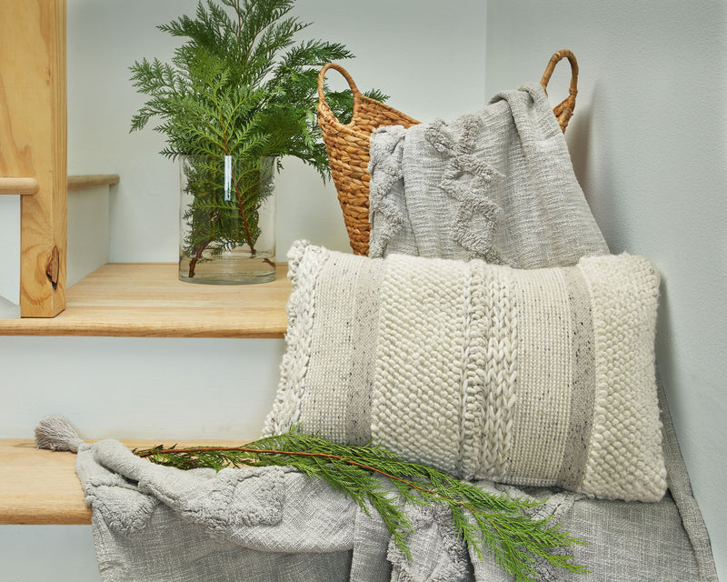 Standon - Pillow - R&R Furniture Gallery (Fountain Valley, CA)