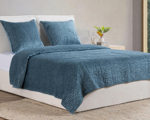 Bari - Velvet Quilt Set - R&R Furniture Gallery (Fountain Valley, CA)