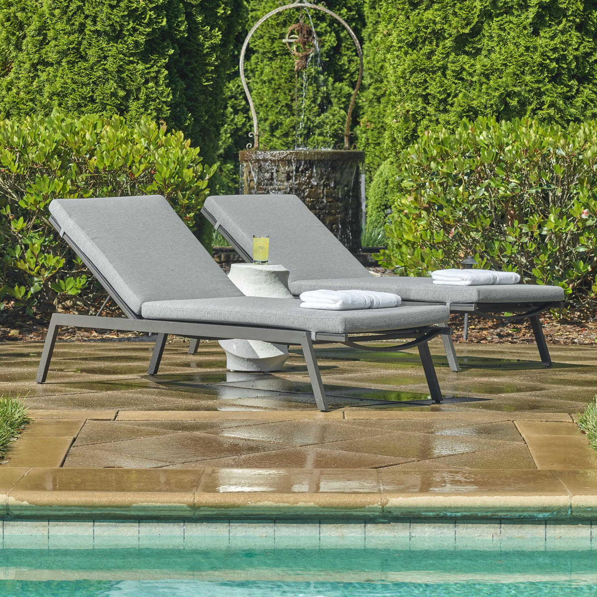 Bea - Outdoor Pool Chaise - Black