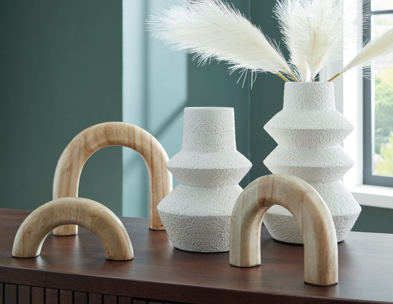Maddwarth - Accessory Set (Set of 5) - White / Natural Brown - R&R Furniture Gallery (Fountain Valley, CA)