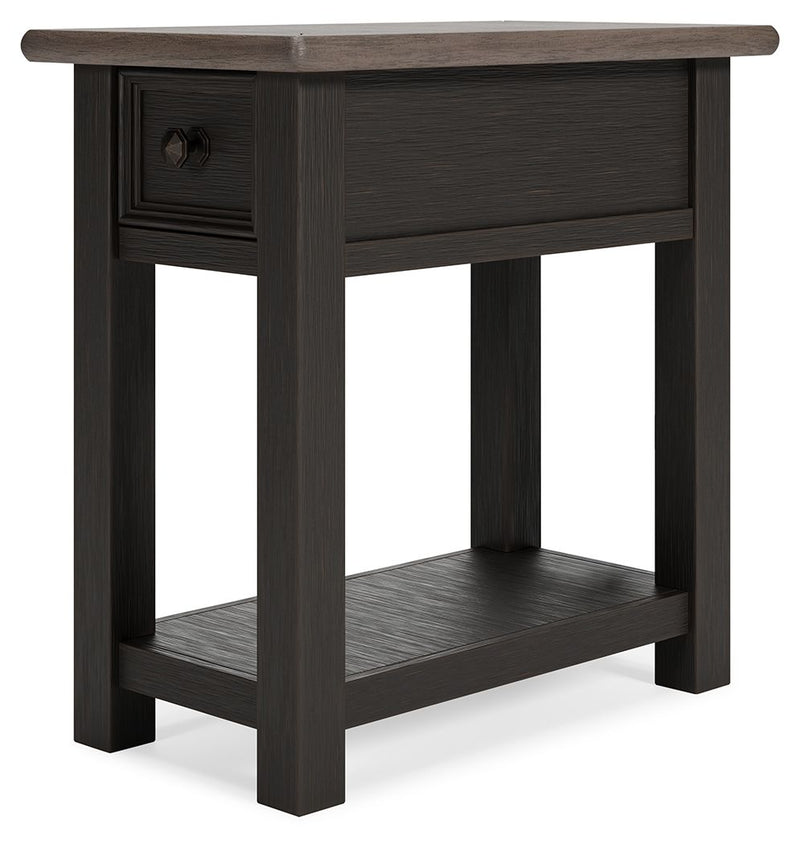 Tyler Creek - Chair Side End Table - Black / Gray - R&R Furniture Gallery (Fountain Valley, CA)