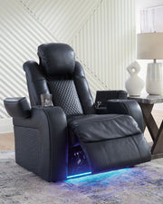 Fyne-dyme - Power Recliner/Adj Headrest - R&R Furniture Gallery (Fountain Valley, CA)