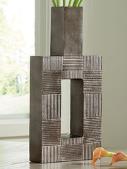 Wrengrove - Vase - R&R Furniture Gallery (Fountain Valley, CA)