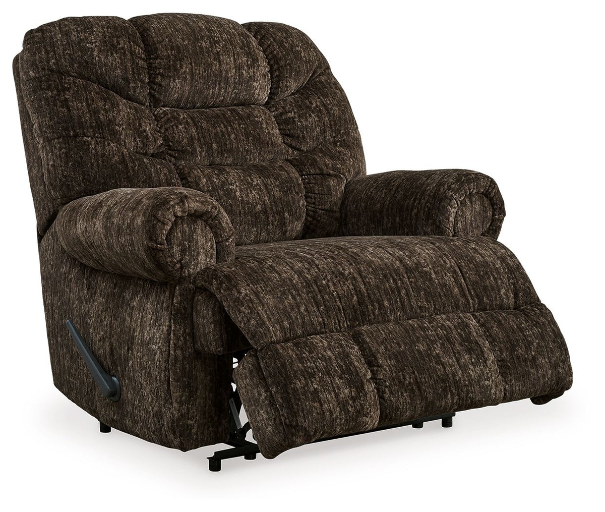 Movie Man - Zero Wall Recliner - R&R Furniture Gallery (Fountain Valley, CA)