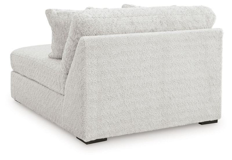 Cuddle Plush - Sectional - R&R Furniture Gallery (Fountain Valley, CA)