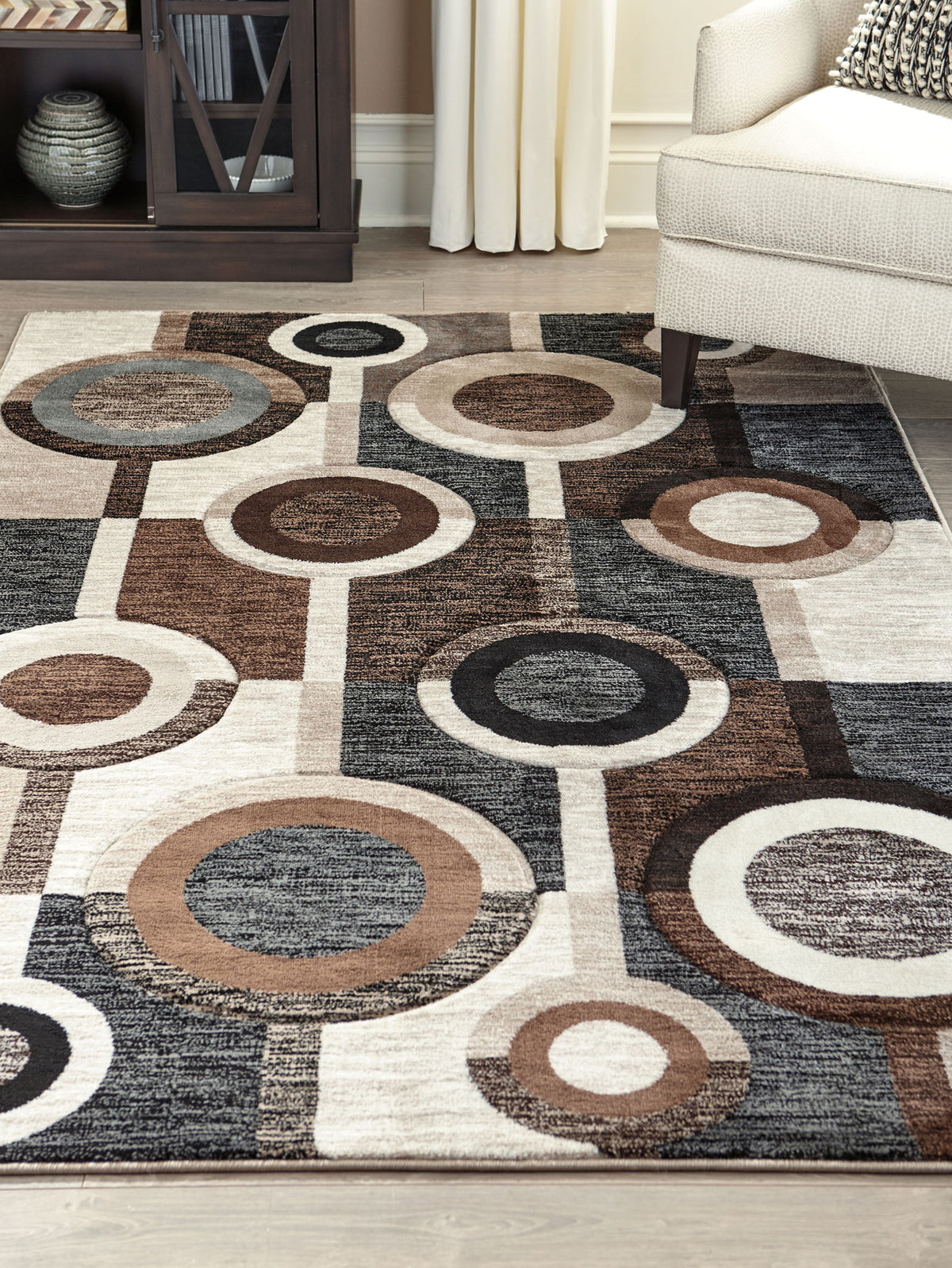 Guintte - Rug - R&R Furniture Gallery (Fountain Valley, CA)