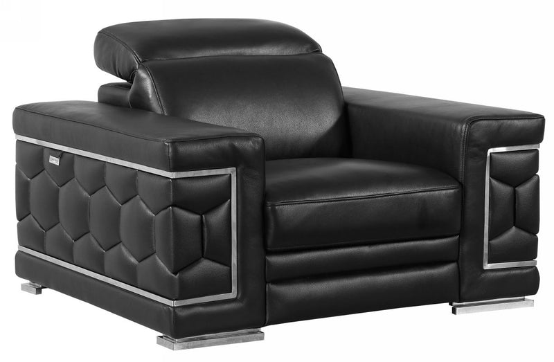 692 - Chair - R&R Furniture Gallery (Fountain Valley, CA)