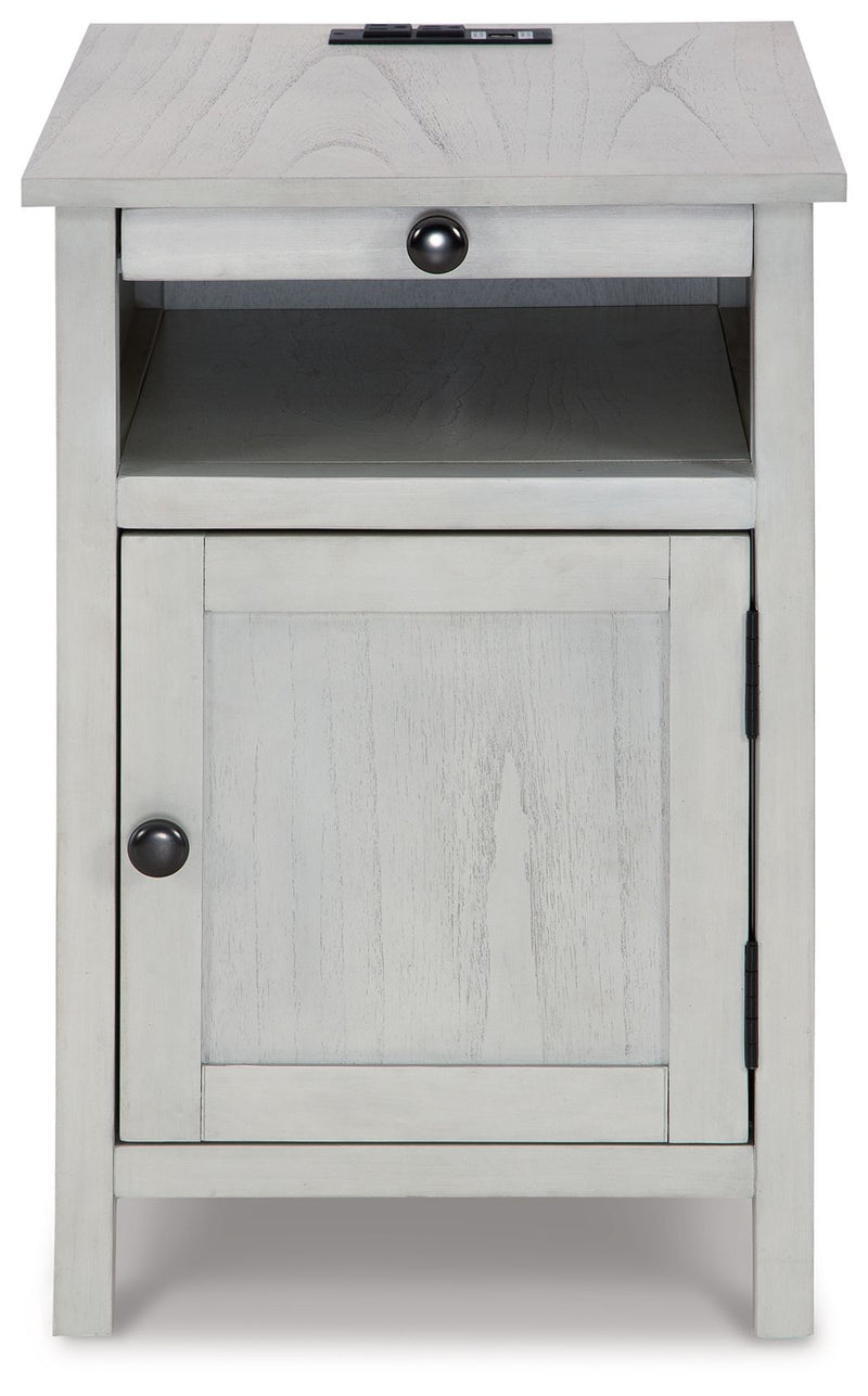 Treytown - Chair Side End Table - R&R Furniture Gallery (Fountain Valley, CA)