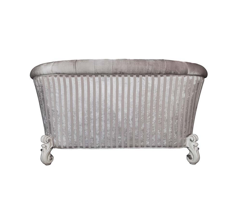 Versailles - Loveseat With 5 Pillows - R&R Furniture Gallery (Fountain Valley, CA)