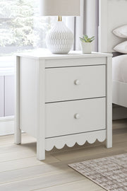 Hallityn - Two Drawer Night Stand - White - R&R Furniture Gallery (Fountain Valley, CA)