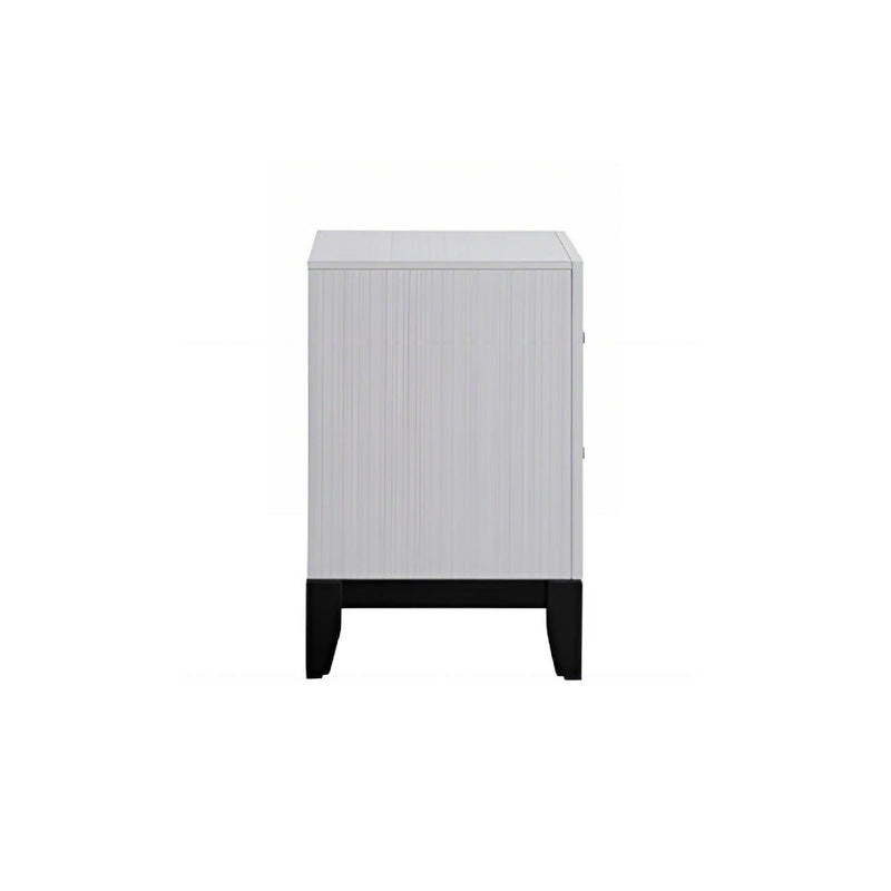 Glasgow - Nightstand With English Dovetail Drawers - R&R Furniture Gallery (Fountain Valley, CA)