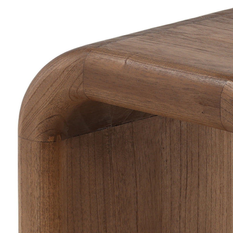 Wynne - Table