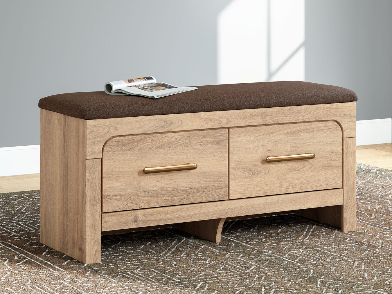 Kinlanni - Bedroom Upholstered Storage Bench - Tan / Brown - R&R Furniture Gallery (Fountain Valley, CA)