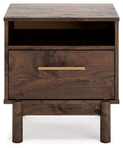 Calverson - Night Stand - R&R Furniture Gallery (Fountain Valley, CA)