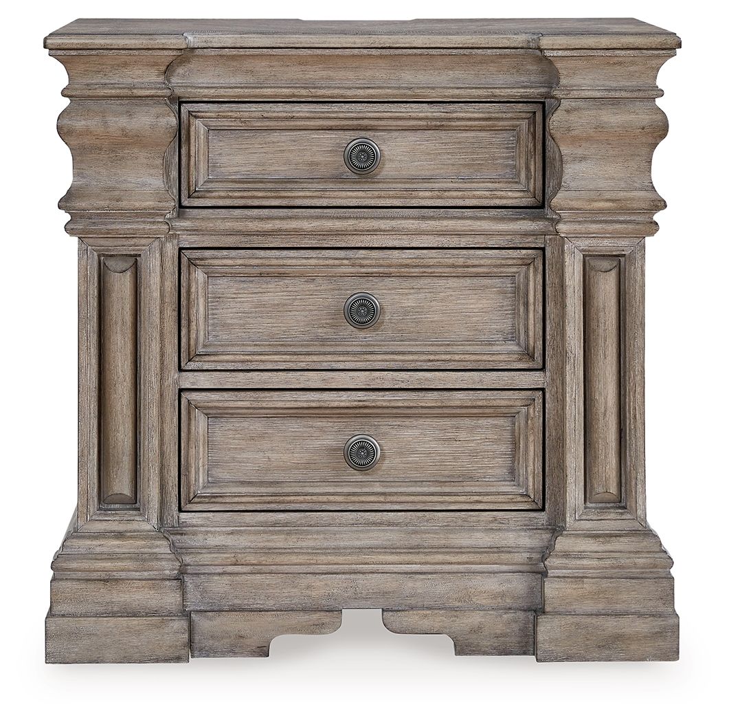 Blairhurst - Three Drawer Night Stand - Light Grayish Brown - R&R Furniture Gallery (Fountain Valley, CA)